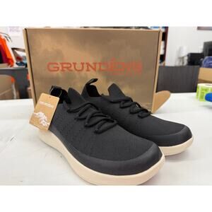 Grundens SEAKNIT Boat Shoe Men's size 8